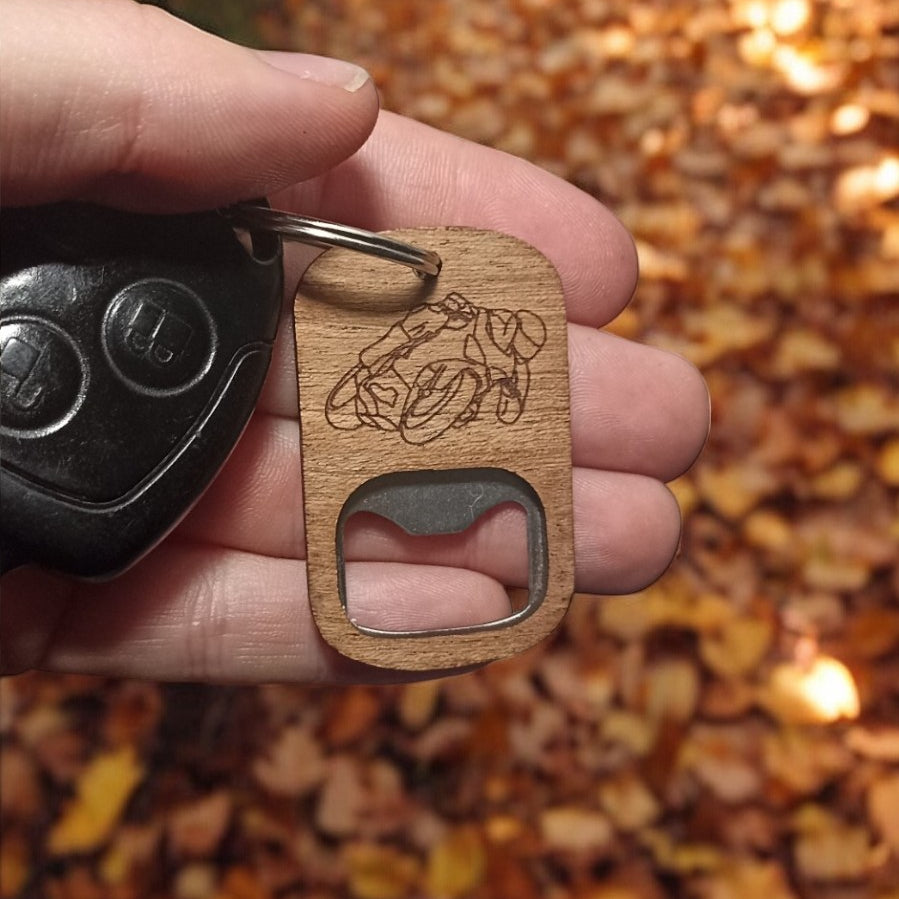 Porte-clés décapsuleur en bois - Minimaliste